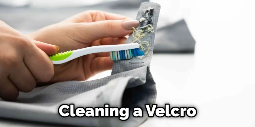 Cleaning a Velcro