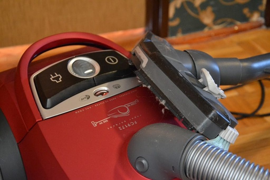 Pros and Cons Of Upright Vacuum Cleaners