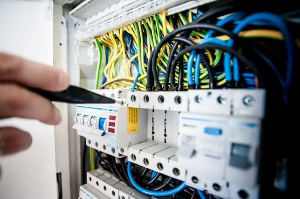 What You Should Ask An Electrical Contractor Before Hiring?