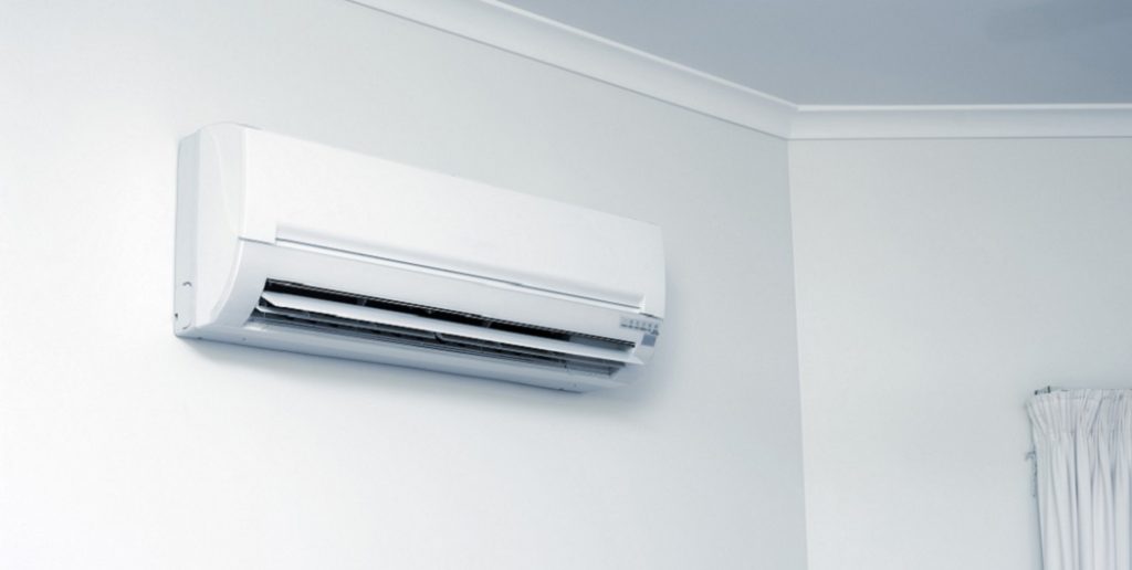 How to Hang Curtains Around a Window Air Conditioner