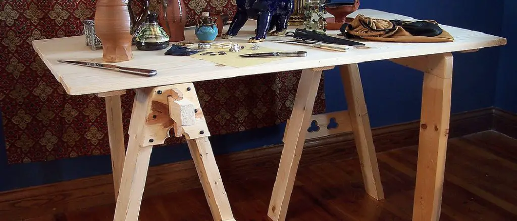 How to Make Angled Table Legs