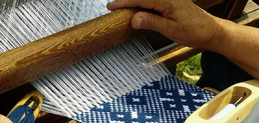 How to Use a  Table  Loom
