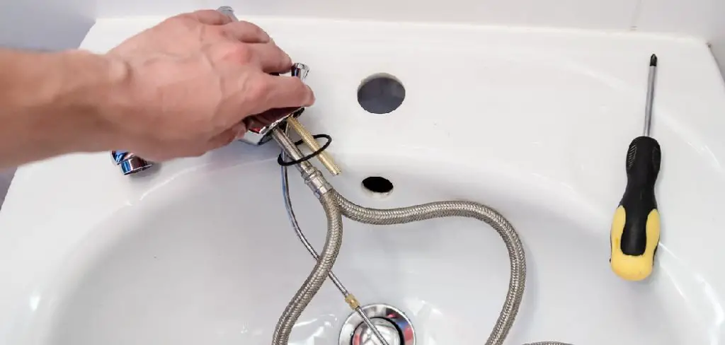 How to Retrieve Jewelry From Bathroom Sink