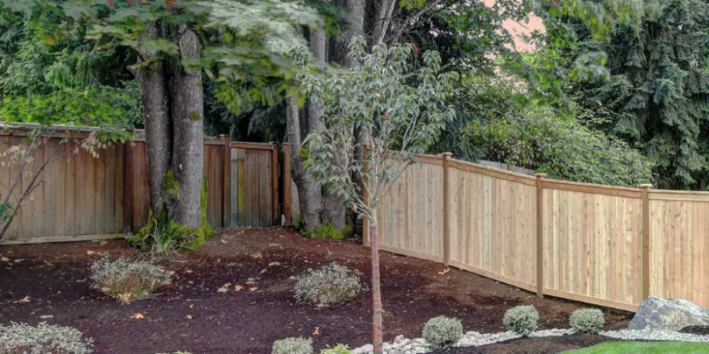 How to Build a Fence on Uneven Ground