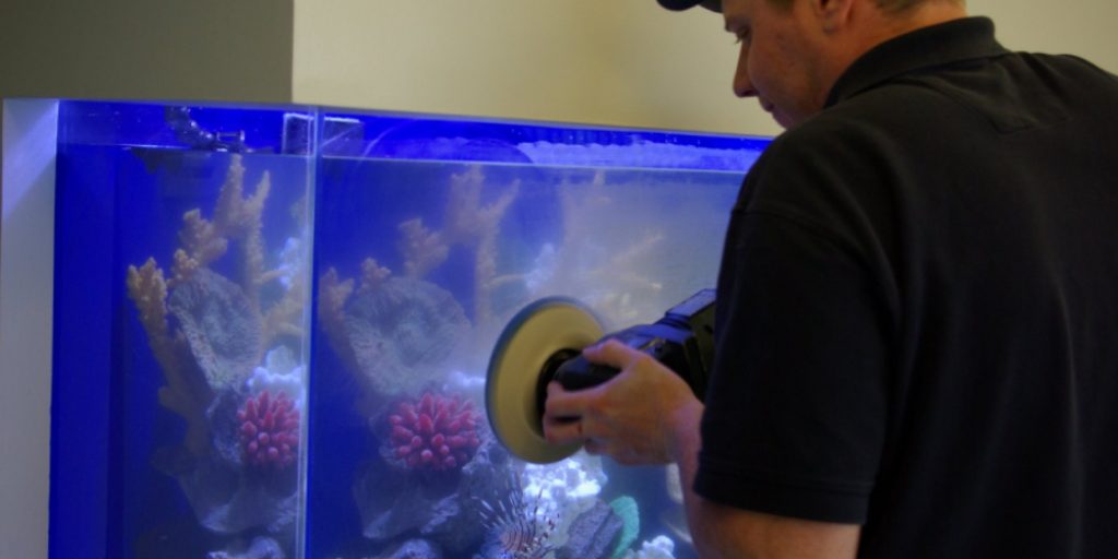 How to Remove Haze From Glass Aquarium