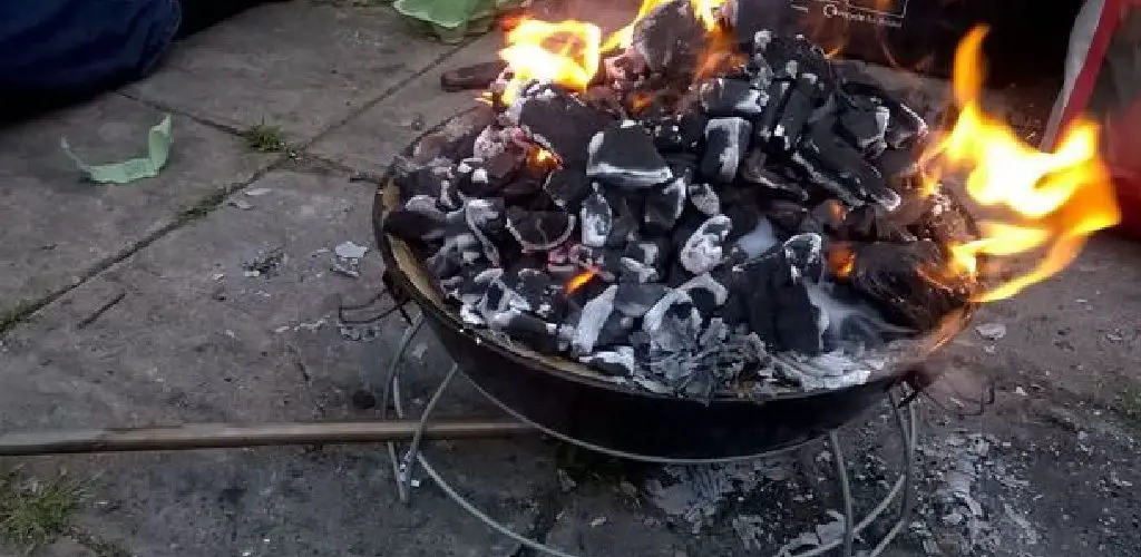 How to Make a Forge Out of a Grill