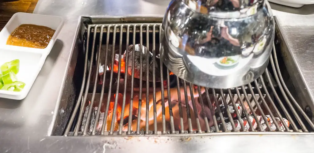 How to Put Out a Grease Fire on a Grill