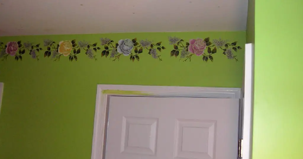 How to Paint Over Wallpaper Border
