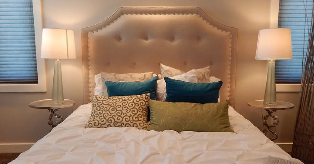 How to Stop Pillows from Falling Behind Adjustable Bed